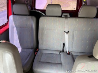 Volkswagen Transporter T5 2.5TDi 2009