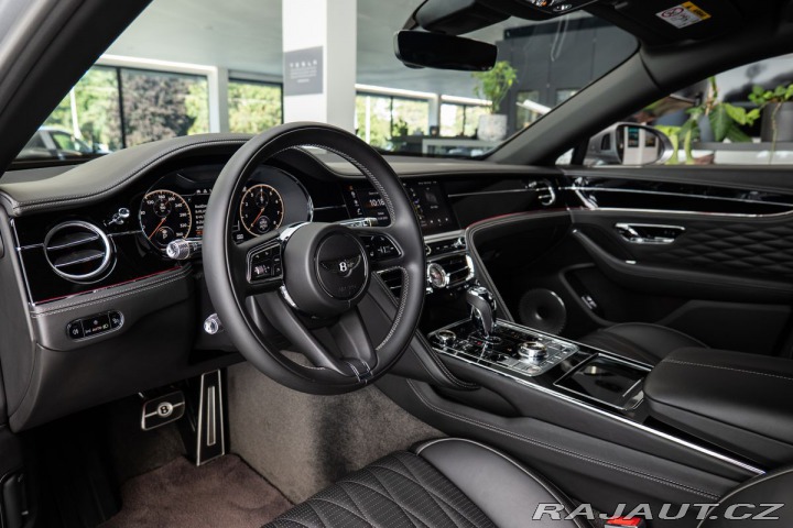 Bentley Flying Spur W12 360/LED/Pano/Ventilov 1800