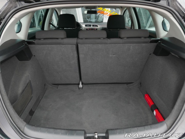 Seat Leon 2,0 FR TDI REZERVACE 2012