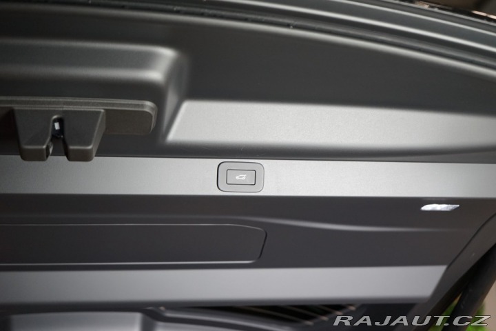 Land Rover Range Rover D350*LWB*AUTOBIOGRAPHY*7M 2025