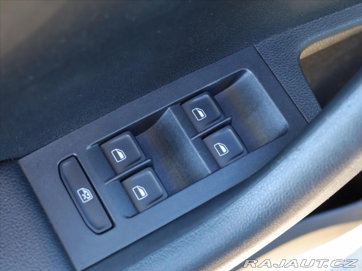 Škoda Octavia 1,6 TDI Klima Serv.kn. 1. 2013