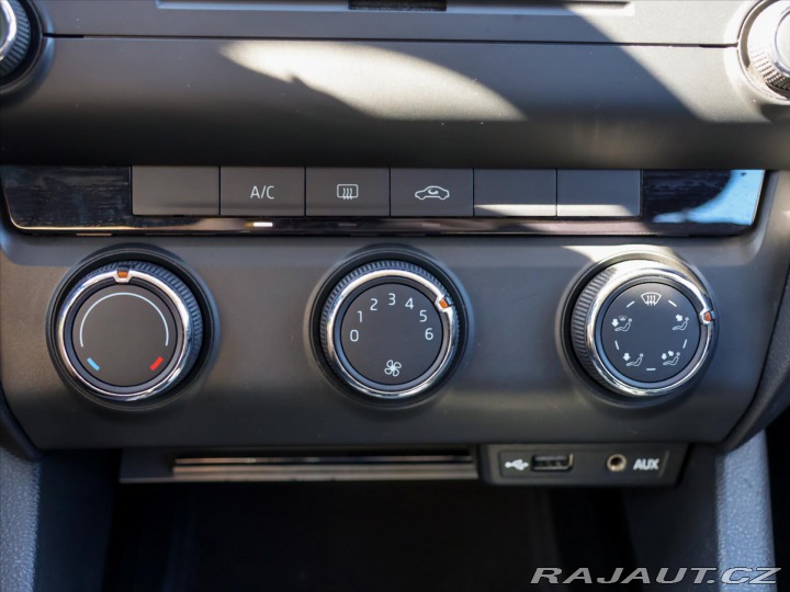 Škoda Octavia 1,6 TDI Klima Serv.kn. 1. 2013