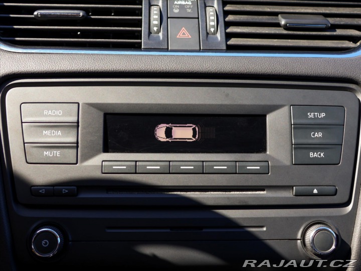 Škoda Octavia 1,6 TDI Klima Serv.kn. 1. 2013