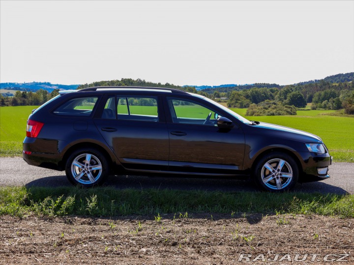 Škoda Octavia 1,6 TDI Klima Serv.kn. 1. 2013