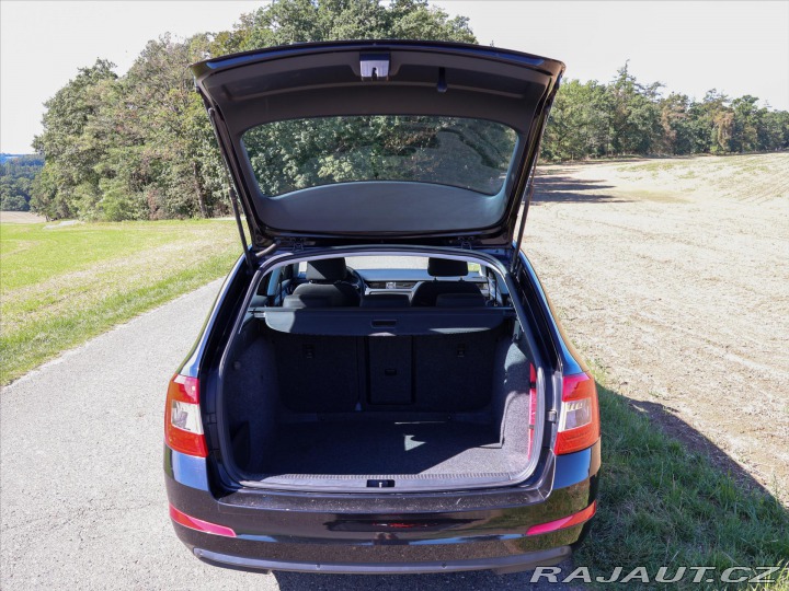 Škoda Octavia 1,6 TDI Klima Serv.kn. 1. 2013