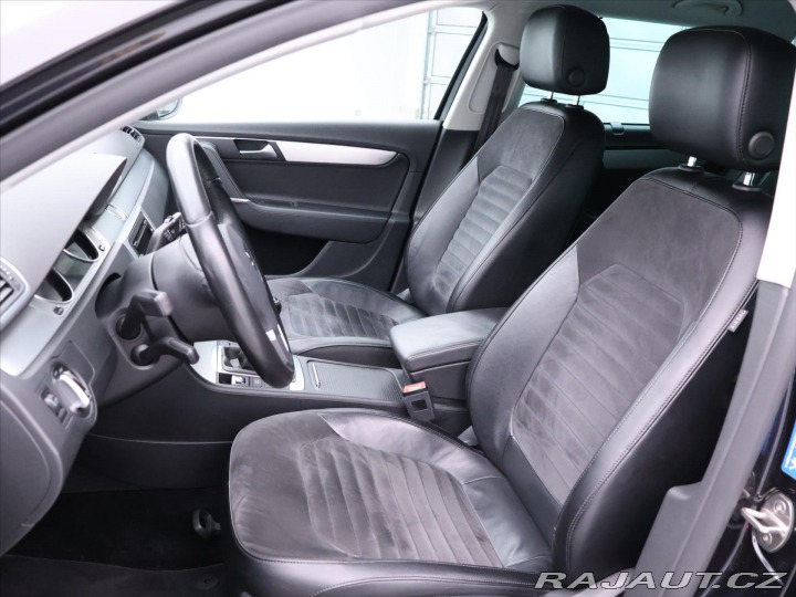 Volkswagen Passat 1,4 TSI 90kW Highline 1.M 2012