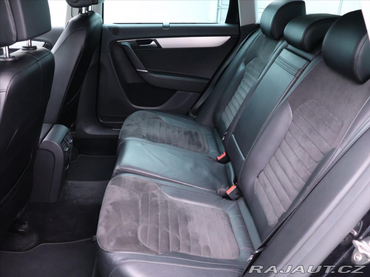 Volkswagen Passat 1,4 TSI 90kW Highline 1.M 2012