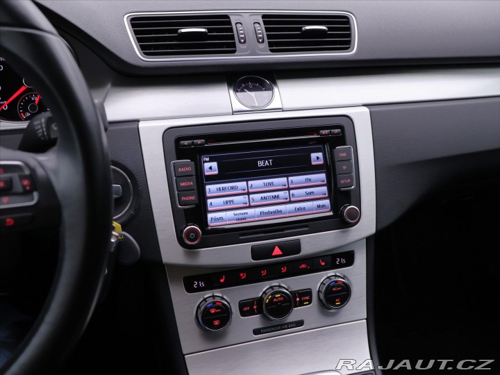 Volkswagen Passat 1,4 TSI 90kW Highline 1.M 2012