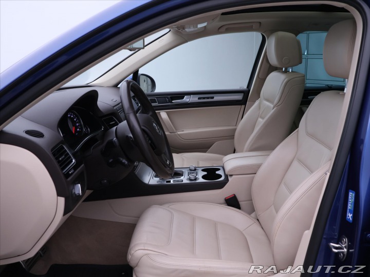 Volkswagen Touareg 3,0 TDI 193kW 4M DSG R-li 2015