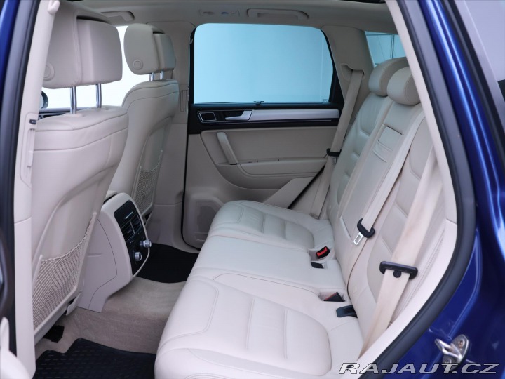 Volkswagen Touareg 3,0 TDI 193kW 4M DSG R-li 2015