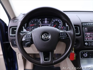 Volkswagen Touareg 3,0 TDI 193kW 4M DSG R-li 2015