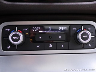 Volkswagen Touareg 3,0 TDI 193kW 4M DSG R-li 2015