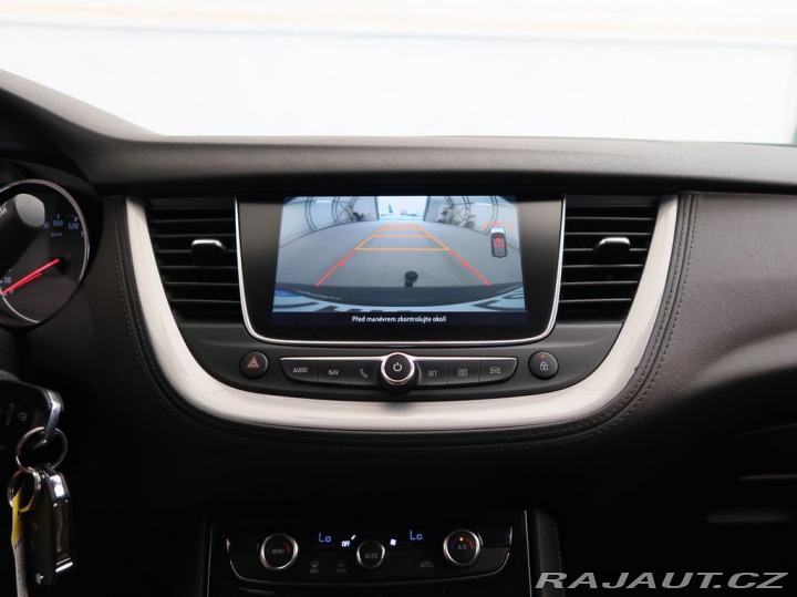 Opel Grandland X 1.2TURBO,96kW,DESIGN,MAN6 2019