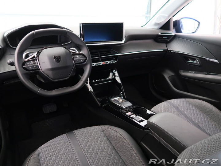 Peugeot 208 1.2HYBRID,CZ,ALLURE,e-DCS 2024