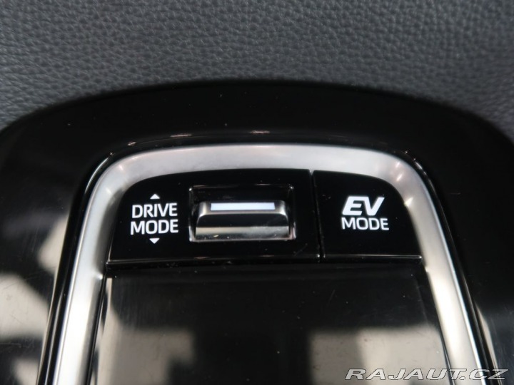 Toyota Corolla 1,8Hybrid,CZ,1Maj,GR Spor 2023