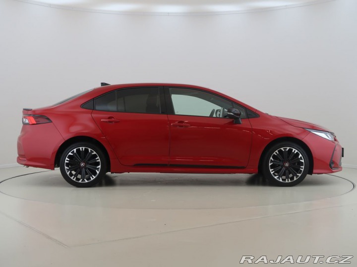 Toyota Corolla 1,8Hybrid,CZ,1Maj,GR Spor 2023