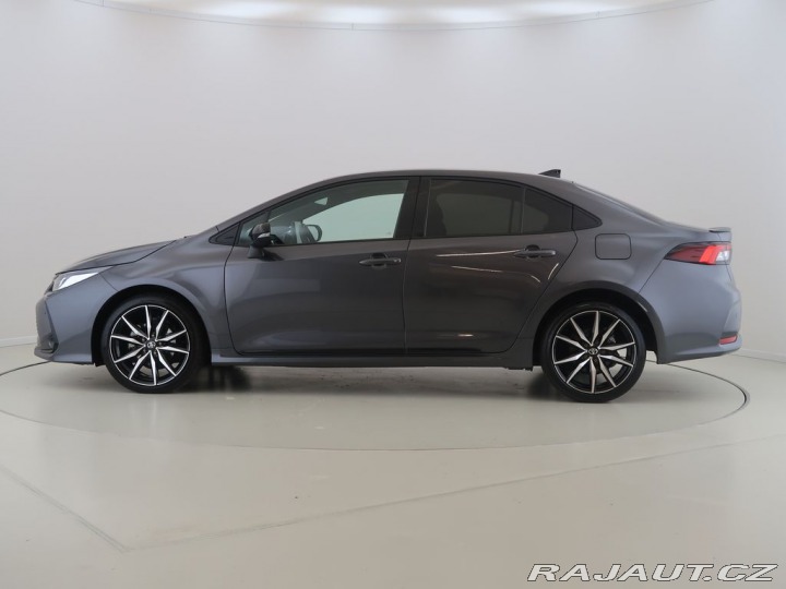Toyota Corolla 1,8Hybrid,CZ,GR Sport 2024
