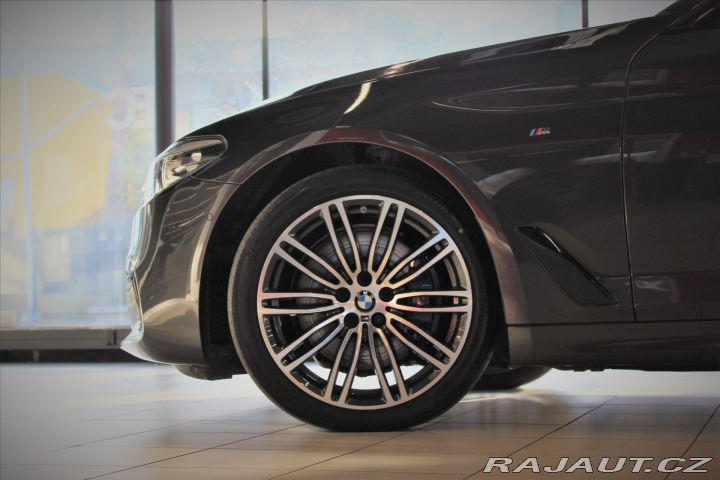 BMW 5 530d xDrive M Sport NezTo 2020