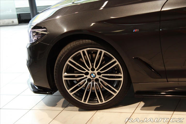 BMW 5 530d xDrive M Sport NezTo 2020