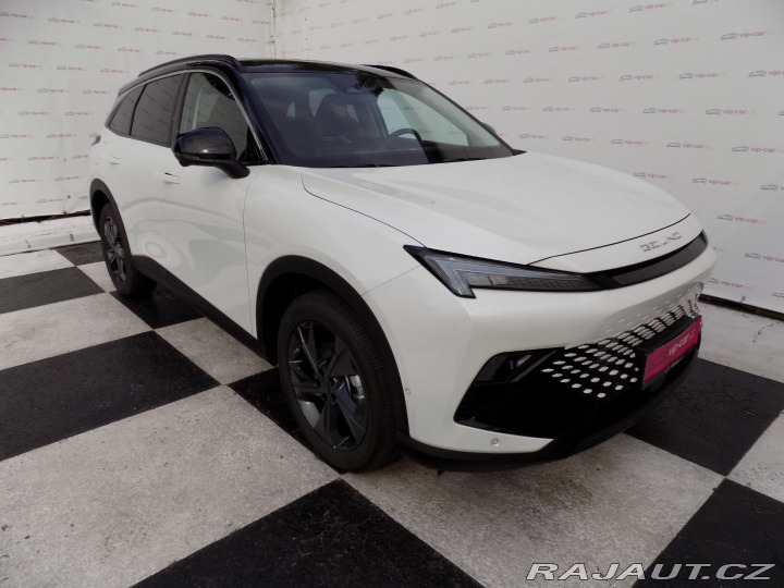 BAIC X5 1.5T/AT/Pixel-Led/PANO/DP 2025