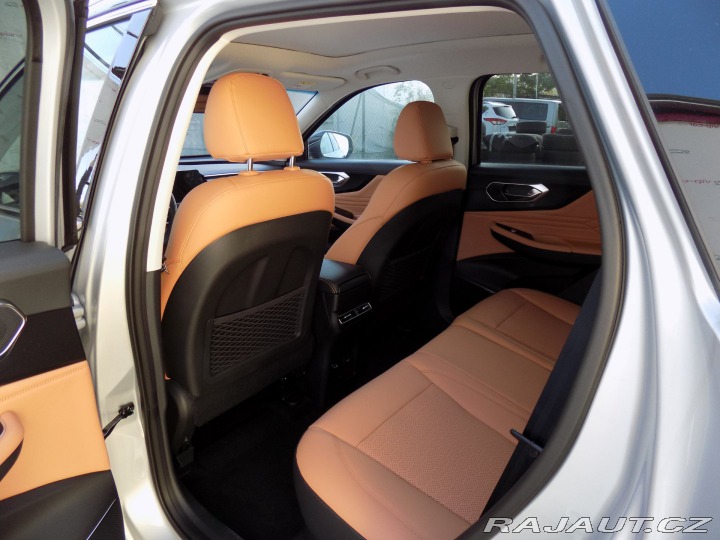 BAIC X7 1.5T/AT/Pixel-LED/PANO/Ma 2025