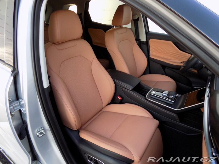 BAIC X7 1.5T/AT/Pixel-LED/PANO/Ma 2025