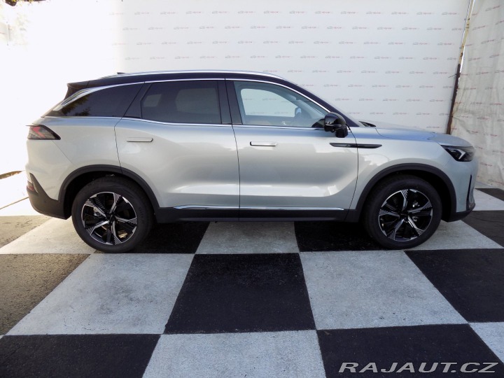 BAIC X7 1.5T/AT/Pixel-LED/PANO/Ma 2025