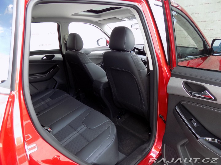 BAIC X3 1.5T/AT/Full-LED/DPH/ 2025