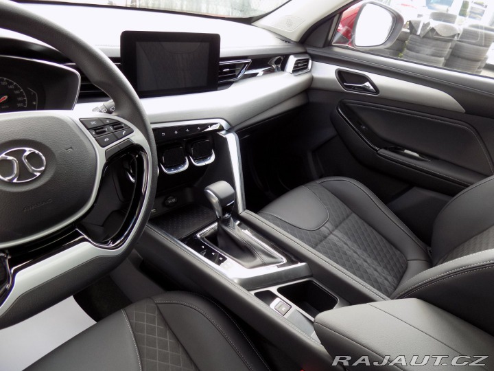 BAIC X3 1.5T/AT/Full-LED/DPH/ 2025