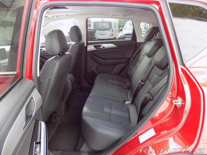 BAIC X3 1.5T/AT/Full-LED/DPH/ 2025