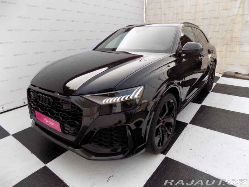 Audi RS Q8 4.0TFSi/Matrix/PANO/1.Maj