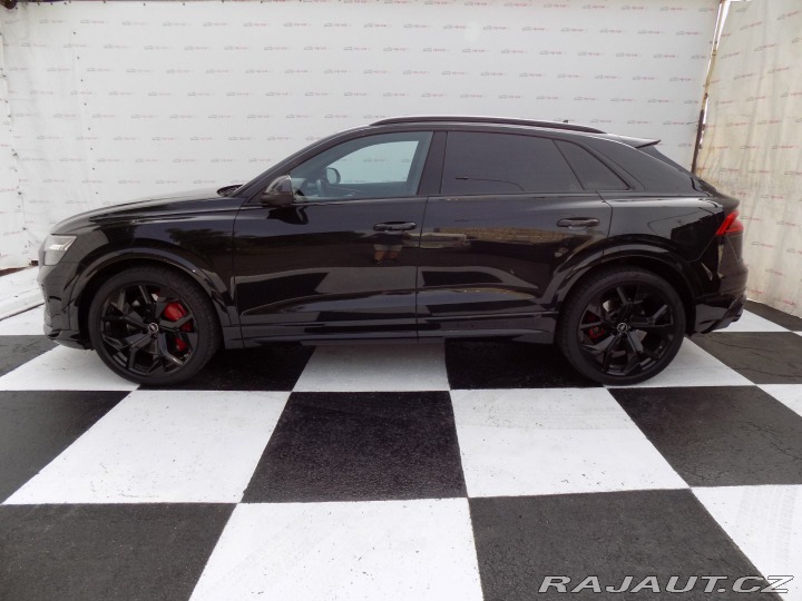 Audi RS Q8 4.0TFSi/Matrix/PANO/1.Maj 2021
