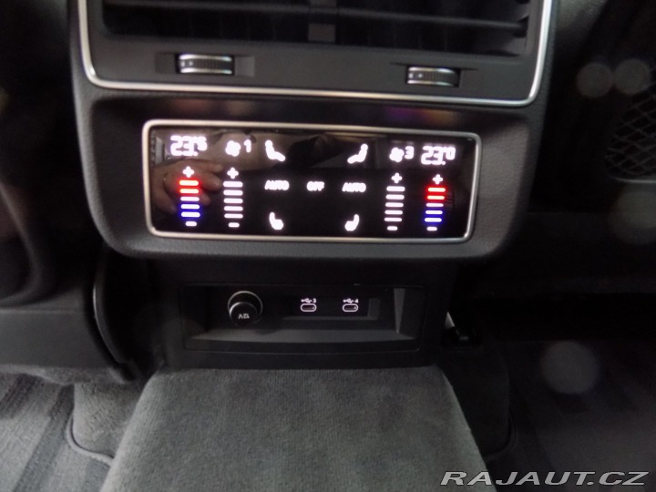 Audi RS Q8 4.0TFSi/Matrix/PANO/1.Maj 2021