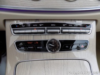 Mercedes-Benz E 400d/AMG-Line/4-M/PANO/ 2019