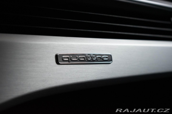 Audi A4 40 TDI S-LINE*QUATTRO*DPH 2023