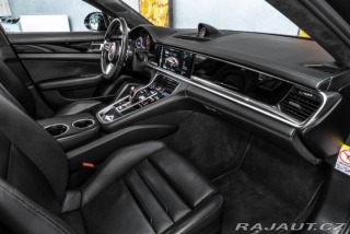 Porsche Panamera Turbo APPROVED/CHRONO/NIG 2017