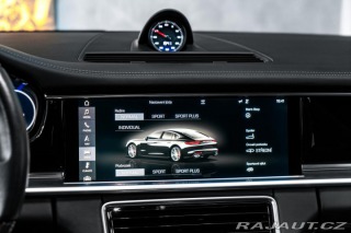 Porsche Panamera Turbo APPROVED/CHRONO/NIG 2017