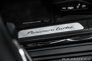 Porsche Panamera Turbo APPROVED/CHRONO/NIG 2017