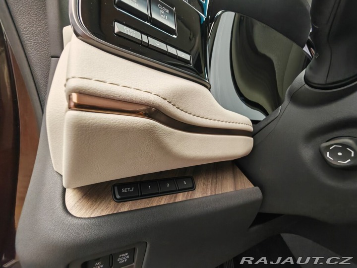 Lexus Ostatní modely LM 350h  350h 4×4 Luxury Amonite S 2024