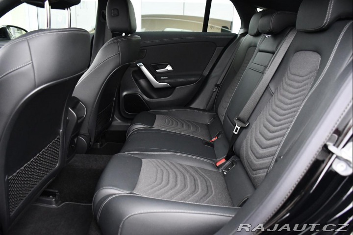 Mercedes-Benz CLA 200d 2023