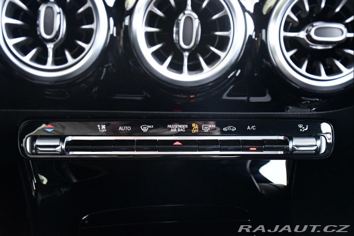 Mercedes-Benz CLA 200d 2023