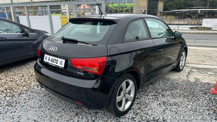 Audi A1 1.2TFSI 63kW *ALU*PDC* 2012