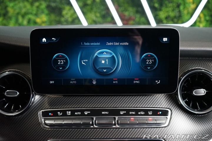 Mercedes-Benz V 300d*4M*AMG*360*ZÁRUKA*LE 2021