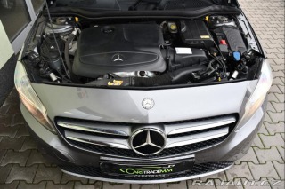 Mercedes-Benz A 180 2013