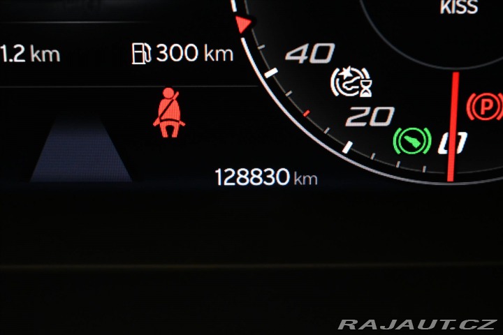 Seat Leon 2,0 TDi 110kW FR DSG Busi 2022