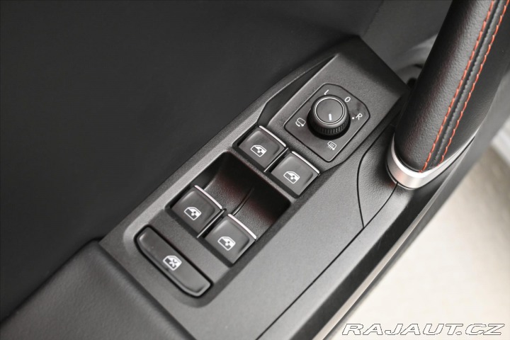 Seat Leon 2,0 FR TDI 110 kW DSG Bus 2022