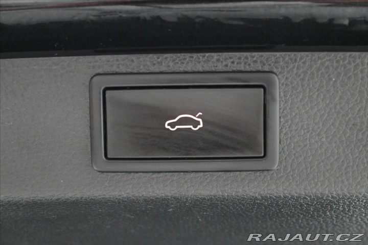 Škoda Karoq 2,0 TDI 85 kW DSG CLEVER 2022