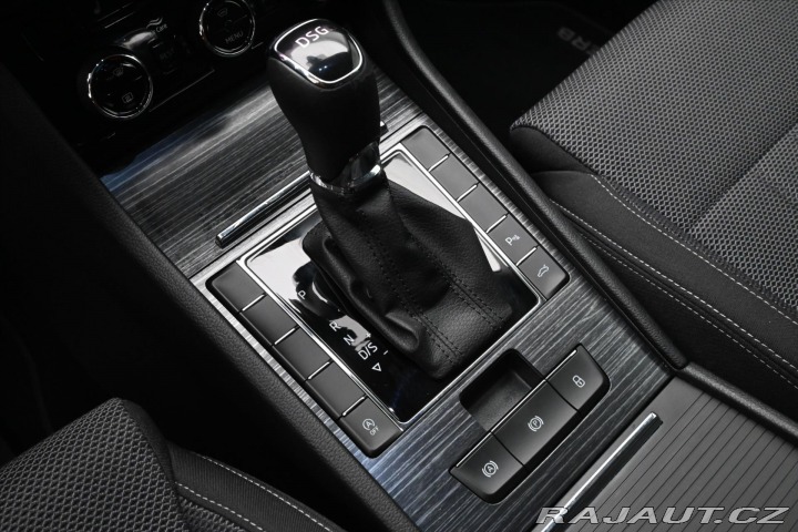 Škoda Superb 1,5 TSI 110 kW DSG Busine 2022