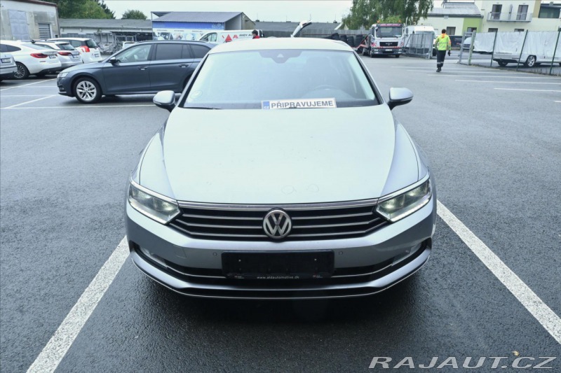 Volkswagen Passat 2,0 TDi 110kW DSG Highlin