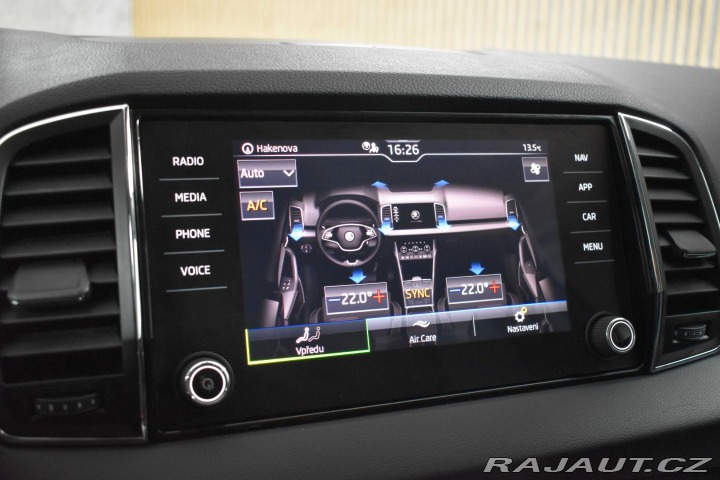 Škoda Karoq 1.5 TSI 110 STYLE*KAMERA* 2021